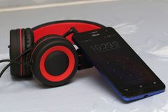  Tai nghe chụp tai Kanen IP-892 Đen Xám 