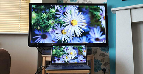Cách kết nối laptop không có cổng HDMI với tivi đơn giản, nhanh chóng