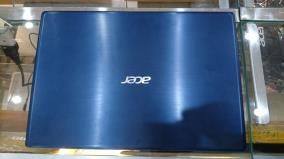 Laptop Acer Swift 3 SF315 51 54H0 i5 8250U/4GB/1TB/Win10 (NX.GSKSV.004)