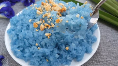 Cách làm xôi hoa đậu biếc tươi đơn giản đẹp mắt thơm ngon dễ làm tại nhà