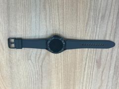  Samsung Galaxy Watch4 Classic R880, 42mm thép đen dây cao su đen 
