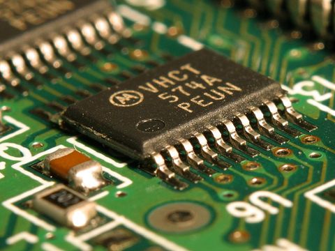 Ic Nguồn Sony Vaio Vgn-Z790Djb