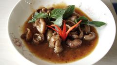  2 Cách làm bao tử cá basa xào sả ớt cay nồng thơm ngon hấp dẫn 