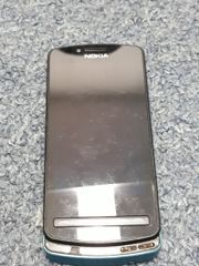  Z Nokia 700 