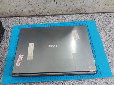 Z Acer Z09