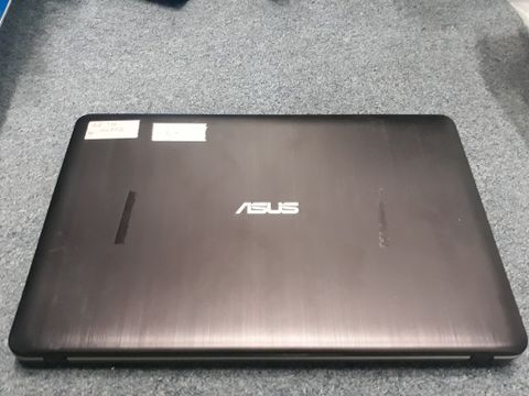 Z Samsung X540L