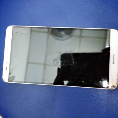 Z Huawei Ascend Mate 7 Mate7