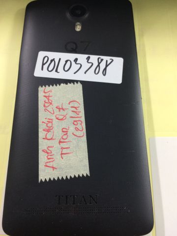 Xác Titan Q7