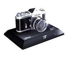  Nikon F100 