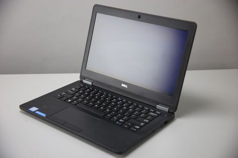 Dell Latitude 7280 siêu gọn chỉ 1,2kg