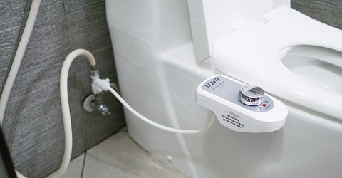 Vòi rửa vệ sinh thông minh là gì? Đặc điểm và những tính năng đặc biệt