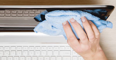 Cách vệ sinh, lau màn hình máy tính, laptop sạch sẽ, không trầy xước