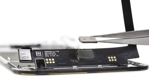 Apple Xác Nhận Về Vấn Đề Mất Tính Năng Face Id Khi Thay Màn Hình Iphone 13 Series