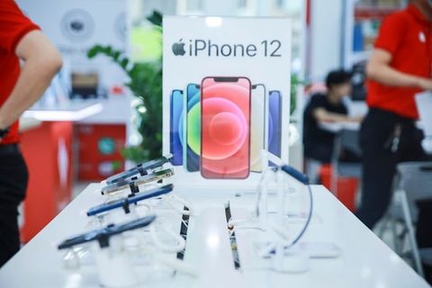 iPhone đời cũ đồng loạt giảm giá, dọn đường chờ iPhone 13 về Việt Nam