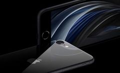  Đã có hơn 12 triệu chiếc iPhone SE 2020 được bán ra, người dùng vẫn còn ‘nặng tình’ với thiết kế 6 năm tuổi 