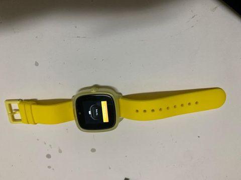 Đồng hồ trẻ em Oaxis MyFirst Fone D2 vàng