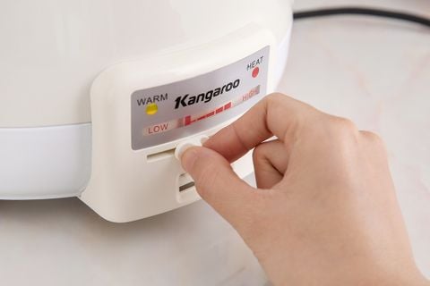 Nồi lẩu điện Kangaroo KG272