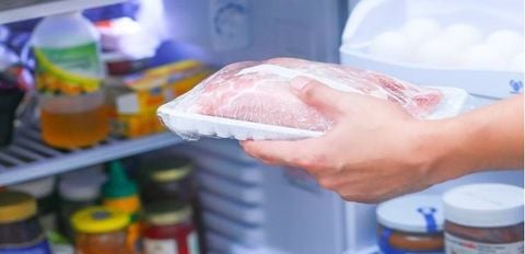 5 sai lầm khi bảo quản thịt trong tủ lạnh mà người dùng hay mắc phải