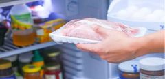  5 sai lầm khi bảo quản thịt trong tủ lạnh mà người dùng hay mắc phải 