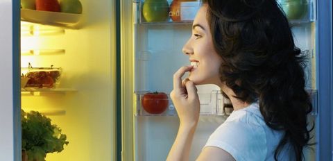 Tủ lạnh bị chảy nước? Nguyên nhân và cách khắc phục
