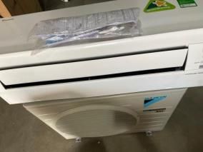 Máy lạnh Daikin Inverter 1.5 HP ATKA35UAVMV