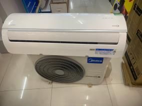 Điều hòa Midea Inverter 10000 BTU MSAF-10CRDN8