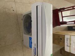  Điều hòa Midea 9000 BTU MSAFA-10CRN8 