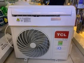 Điều hòa TCL Inverter 9000 BTU TAC-10CSI/KE88N