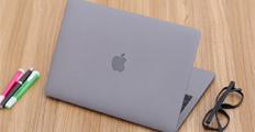Top 5 laptop gọn nhẹ, dễ di chuyển