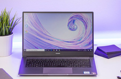  Laptop Đời Cũ Hỏng Lập Tức Vì Một Bài Hát 