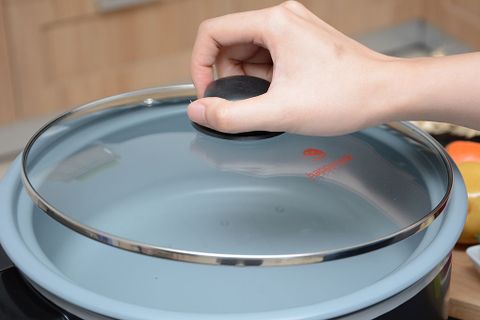 Nồi lẩu điện Happycook HCHP-300A