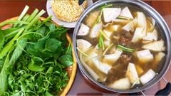  2 cách nấu lẩu bò khoai môn thơm ngon nóng hổi cho ngày mưa se lạnh 