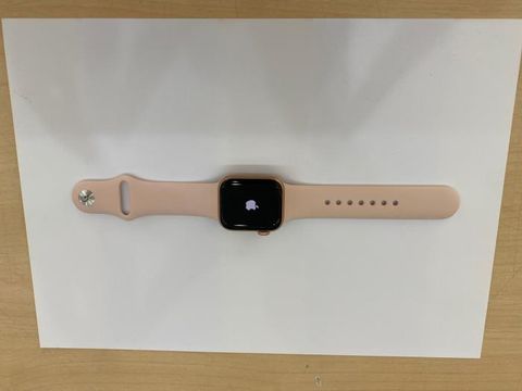 Apple Watch SE GPS, 40mm Gold Aluminium Case with Pink Sand Sport Band - Regular (MYDN2VN/A) (mã sp: #34601751)
