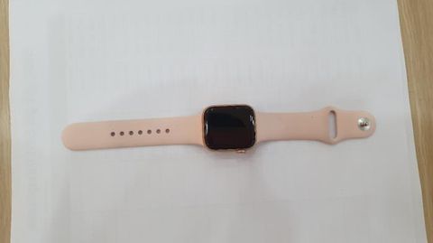 Apple Watch SE GPS, 40mm Gold Aluminium Case with Pink Sand Sport Band - Regular