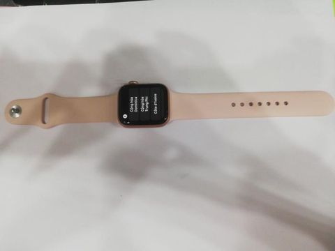 Apple Watch S6 GPS, 40mm Gold Aluminium Case with Pink Sand Sport Band - Regular (MG123VN/A)