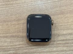  Apple Watch S5 LTE, 40mm Gold Stainless Steel Case with Gold Milanese Loop 