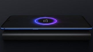 Xiaomi ra mắt pin sạc dự phòng Mi Wireless Power Bank 30W kiêm luôn đế sạc không dây, giá khoảng 670 ngàn đồng