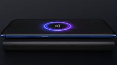  Xiaomi ra mắt pin sạc dự phòng Mi Wireless Power Bank 30W kiêm luôn đế sạc không dây, giá khoảng 670 ngàn đồng 