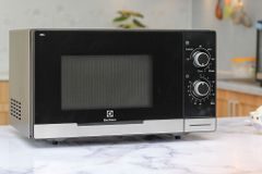  Lò vi sóng có nướng Electrolux EMM2318X 23 lít 