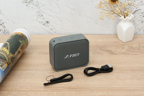 Loa Bluetooth Fenda W5 Plus Xám