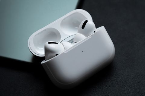 Chính Sách Mới Từ Apple Dành Cho Airpods Pro Lỗi, Đổi Cũ Lấy Mới Miễn Phí Kể Cả Khi Đã Hết Bảo Hành