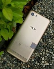 Nắp lưng Asus Zenfone 4 Pro/ ZS551KL (trắng)