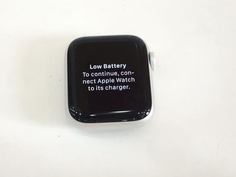 Apple Watch S6 GPS, 40mm Silver Aluminium Case with White Sport Band - Regular