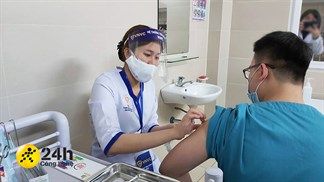 Hướng dẫn bạn 4 việc cần làm khi đi tiêm vaccine COVID-19, giúp việc tiêm chủng được an toàn và hiệu quả nhất