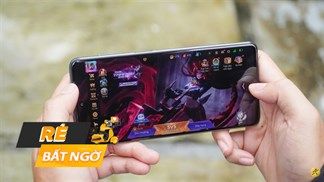 Ở nhà chiến game cực đã với 2 mẫu điện thoại tầm trung cấu hình cao, pin siêu 'trâu' đang giảm kịch sàn, giá ngon vô đối