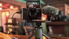  Hiện người dùng đã có thể sử dụng máy ảnh Sony làm webcam độ phân giải cao để live stream, gọi video nhóm 