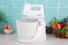  Máy nhồi bột đánh trứng Panasonic MK-GB3WRA 