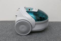  Máy hút bụi Hitachi BM16 GN 