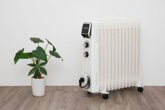  Máy sưởi dầu Sunhouse 13 lá SHD7084 - KG 