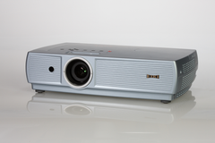 Máy Chiếu Đa Năng Eiki Lc-xs25a 